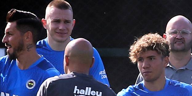 Fener'in yeni sol beki takımla çalıştı