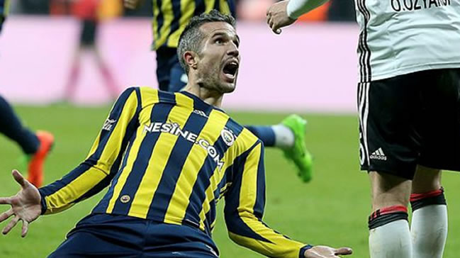 Fenerium'dan Robin van Persie tişörtü