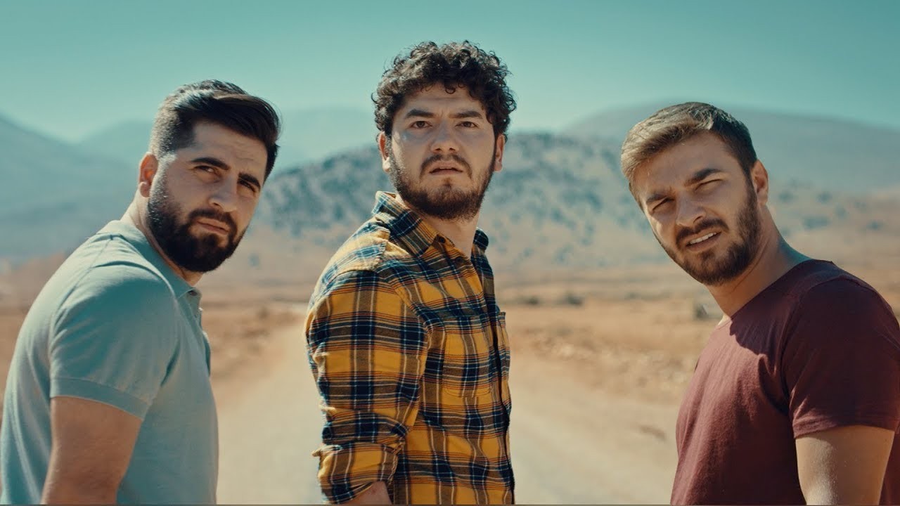 Fenomen rezaleti! Gençliğimizi zehirleyenlerin maskesi düştü: Hem uyuşturucu hem ahlaksızlık!