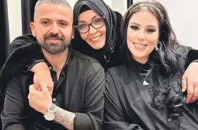 Baba kız arasında kılıçlar çekildi!