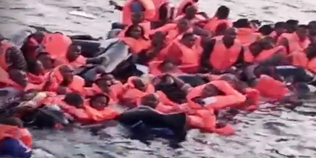 Feribot battı: Ölü ve kayıplar var