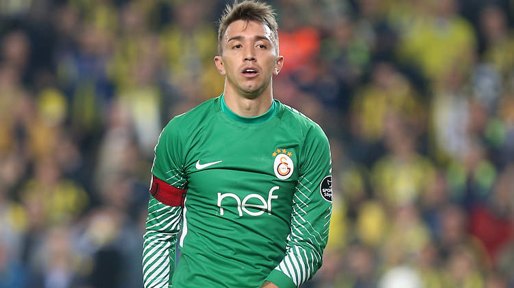 Fernando Muslera'dan ayrılık açıklaması!
