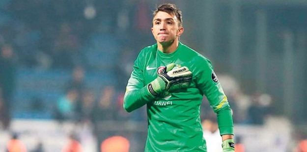 Fernando Muslera'dan derbi yorumu! 'Buraya lider gelmiştik...'