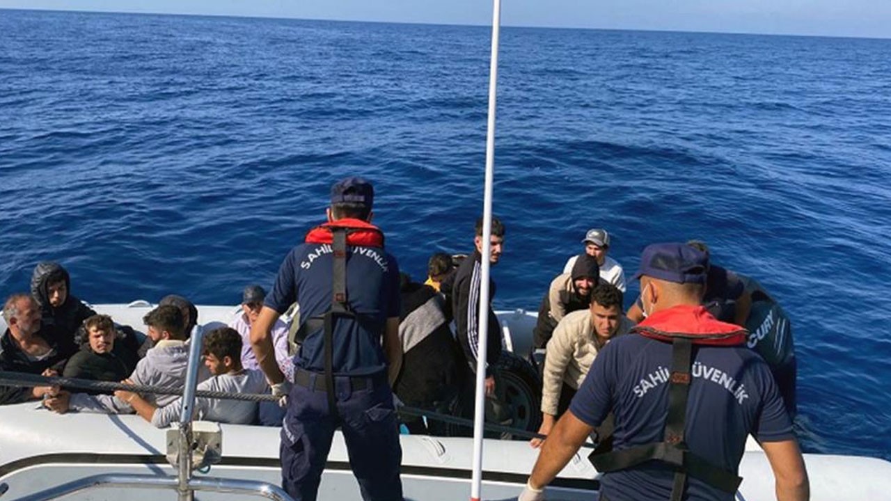 Fethiye Açıklarında 16 Düzensiz Göçmen Kurtarıldı