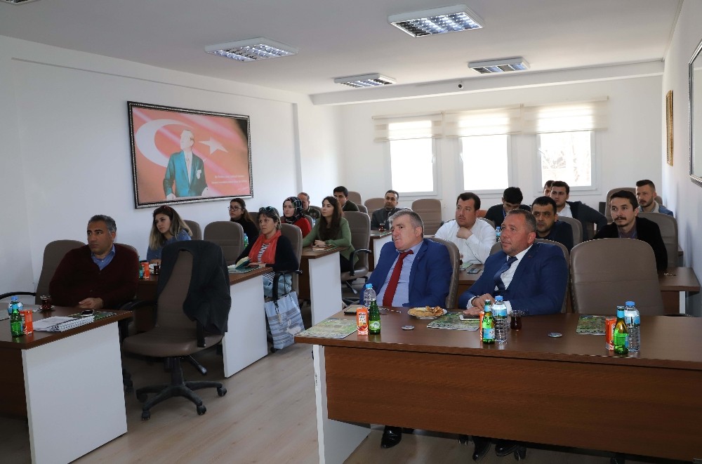 Fethiye’de mimarlar fikir alışverişinde bulunuldu 