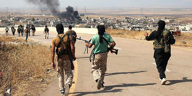 Fetih Ordusu Hama'ya operasyon başlattı