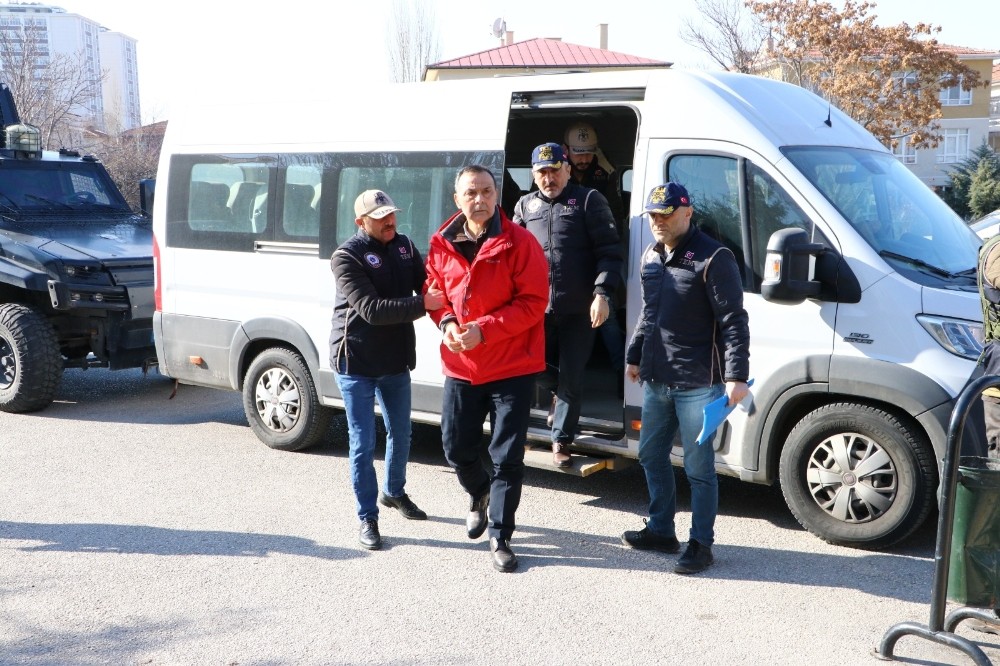 FETÖ davasında serbest kalan eski Korgeneral İyidil yeniden gözaltına alındı 
