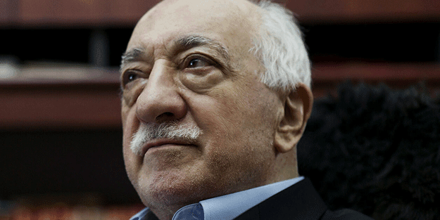 FETÖ evinde mide bulandıran olay! Rezillik diz boyu