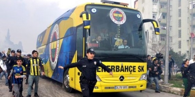 FETÖ istihbaratı geldi Fenerbahçe oteli terk etti