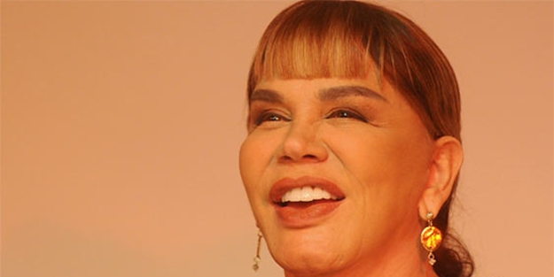 FETÖ okulunu Sezen Aksu'nun babası kurmuş!