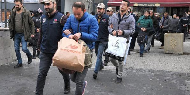FETÖ operasyonunda yakalanan 1'i yarbay 6 asker adliyede