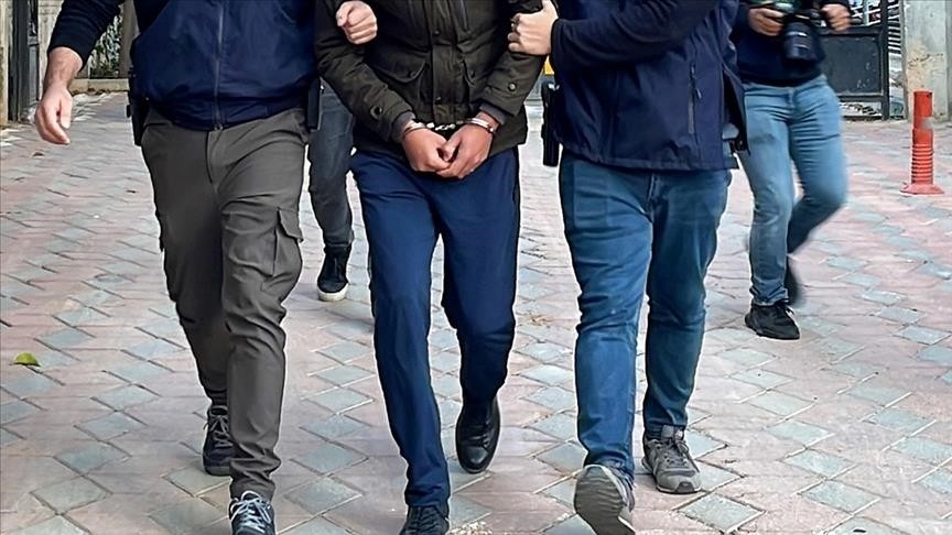 FETÖ şüphelisi 20 kişi gözaltına alındı