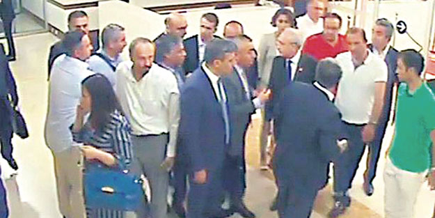 FETÖ üfürüyor, Kemal söylüyor