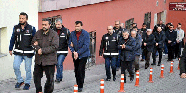 Son dakika...FETÖ üyelerine toplantı halindeyken baskın!