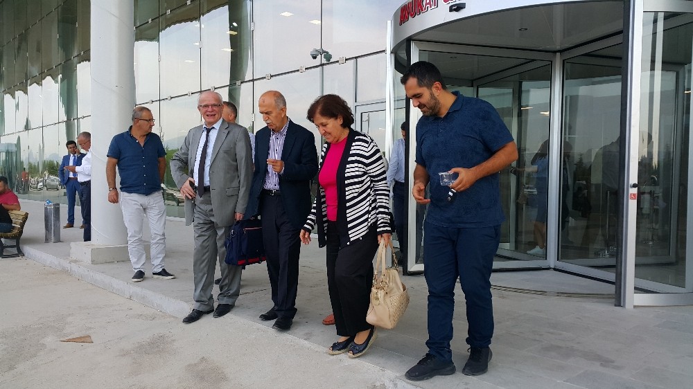FETÖ zanlısı vali ve beraberindeki iş adamları yeniden hakim karşısında 