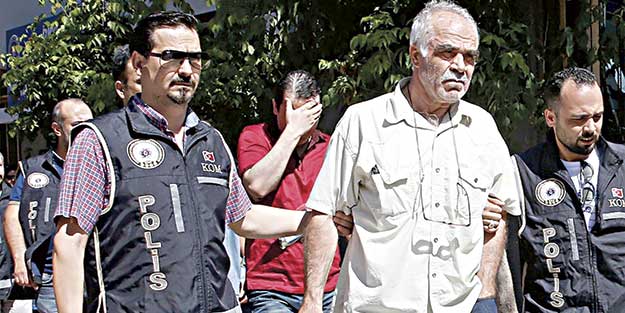 FETÖ’cü ‘2 Amiral’e yakalama kararı