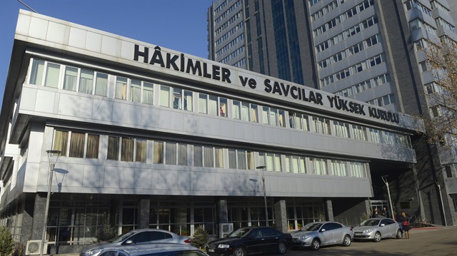 FETÖ'cü 543 hakim ve savcı ihraç edildi