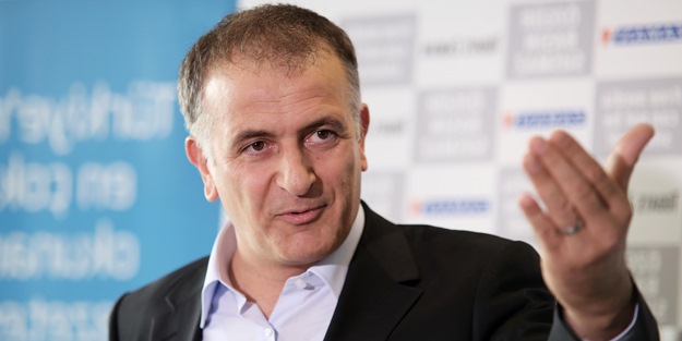 Ekrem Dumanlı'ya yakın isim paketlendi