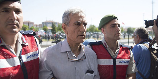 FETÖ'cü eski Orgeneral Akın Öztürk'ün emir astsubayı Mehmet Serdar Ö. tutuklandı