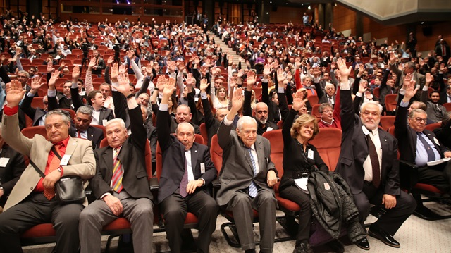 FETÖ'cü Hakan Şükür ve Arif Erdem aidattan ihraç edildi