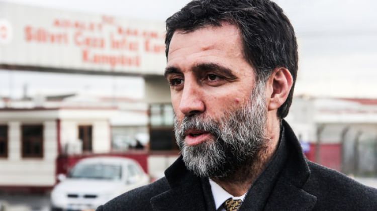 FETÖ'cü Hakan Şükür'ün paylaşımına tepki yağdı!