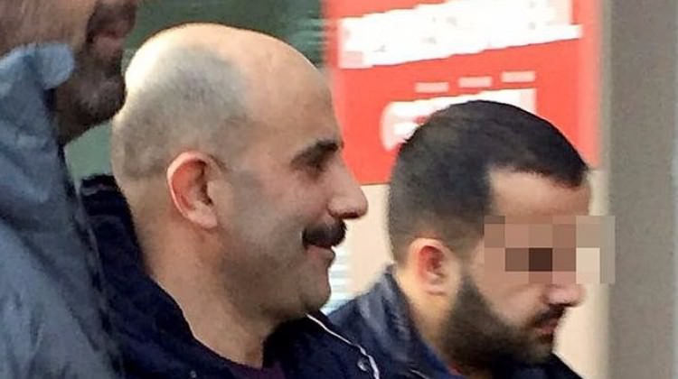 FETÖ'cü hakimden adliye girişinde pişkin hareket