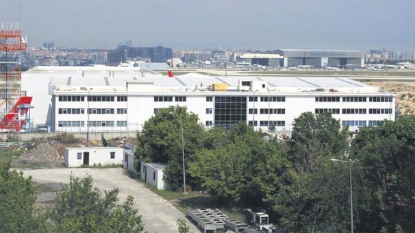 FETÖ'cü iş adamı havalimanına gizli firar bölmesi yaptırmış!