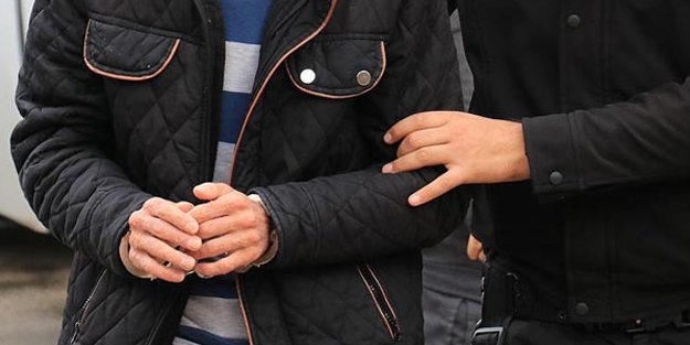 FETÖ'cü öğretmene 2 yıl 6 ay hapis!