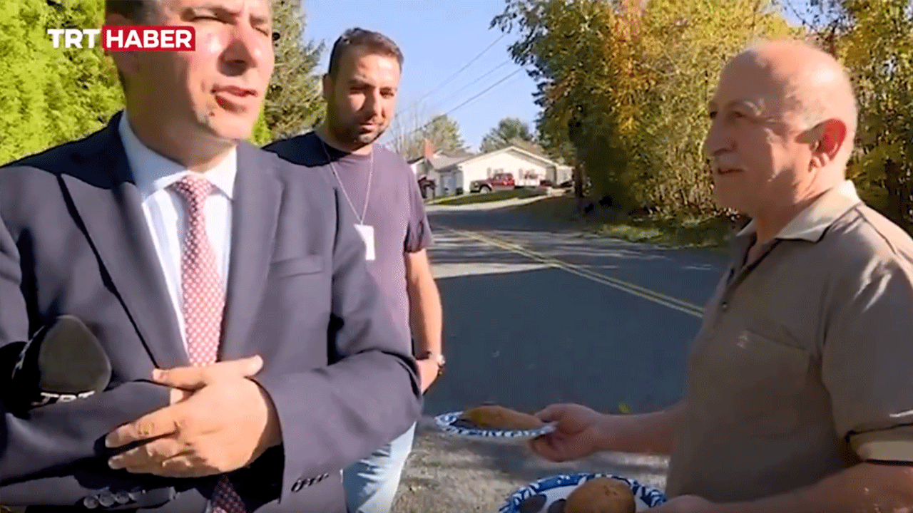 FETÖ'cü pişkin, TRT muhabirlerine Fettoş'un helvasını getirdi! Sonrası tam bomba