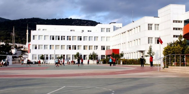 FETÖ'cüler Pakistan'dan kaçarak oraya yerleşti