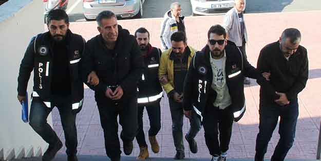 FETÖ'cünün çantasından çıkanlara Yunanlılar bile hayret etti