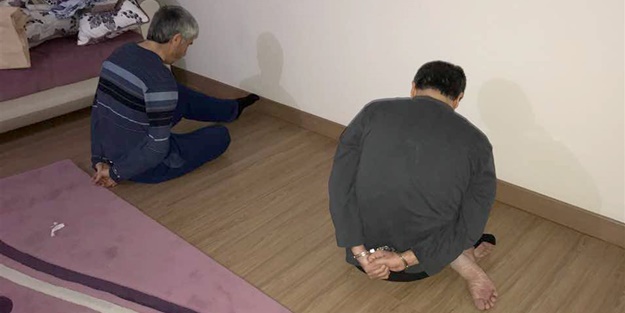 FETÖ'den aranan 1 hakim, 2 savcı yakalandı