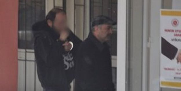 FETÖ'den aranan başsavcı noterde yakalandı