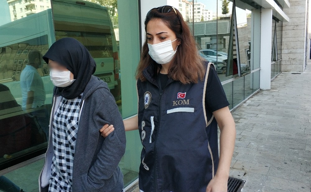 FETÖ’den gözaltına alınan kadına adli kontrol 