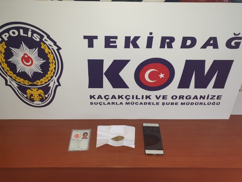 FETÖ’den ihraç edilen polis uyuşturucu ve sahte kimlikle yakalandı 