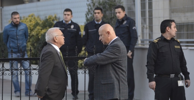 FETÖ'nün 3 şirketine kayyım atandı