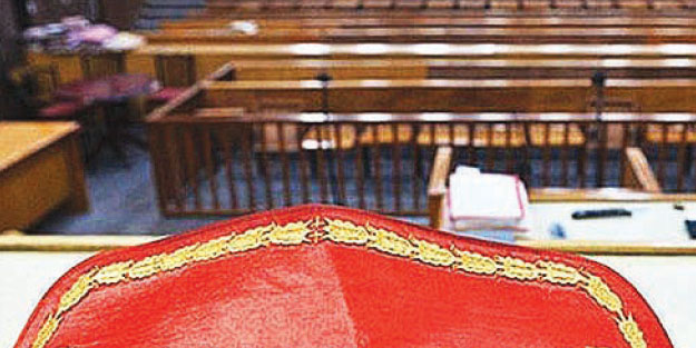 FETÖ’nün ‘casus’ları meslekten uzaklaştırıldı
