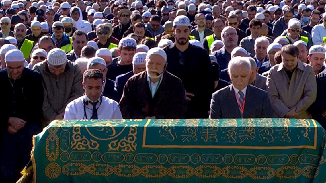 FETÖ’nün cenazesinde İncil okudular! Tekbir söylenmesini yasakladılar