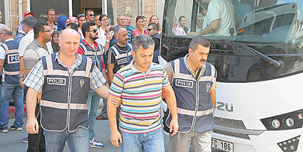 FETÖ’nün firarileri