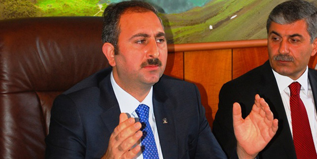 FETÖ'nün firarilerine seslendi