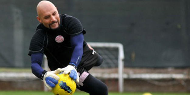 FETÖ'den tutuklanan Ömer Çatkıç tahliye edildi