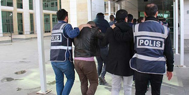 Gaybubet evlerine baskın: Gözaltılar var