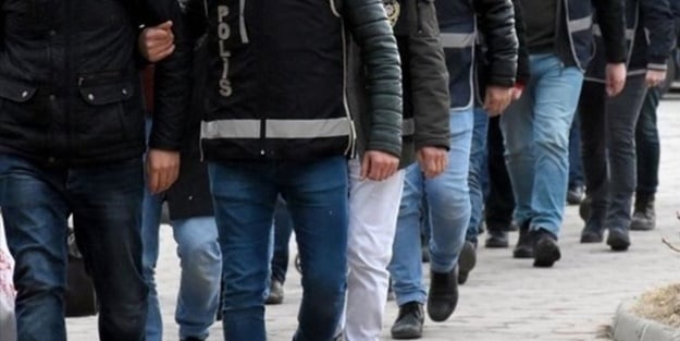 FETÖ'nün gaybubet evlerine operasyon! Onlarca kişi gözaltına alındı