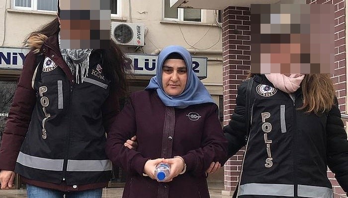FETÖ'nün kadın sorumlusu enselendi