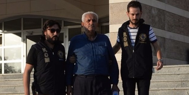 FETÖ'nün imamı yurtdışına kaçarken yakalandı