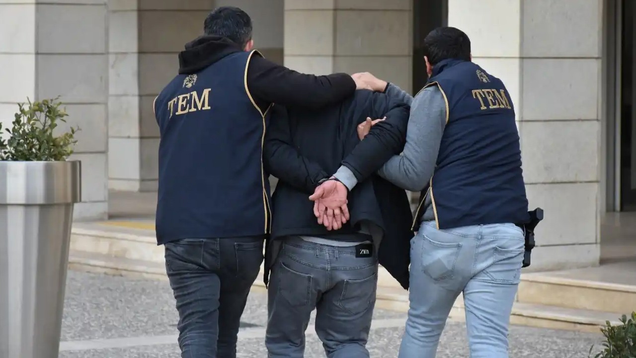 FETÖ'nün inine girildi Çok sayıda tutuklama var