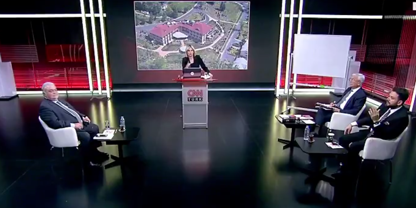 Fetö’nün iti CNN Türk muhabiri Yunus Paksoy’a böyle saldırdı