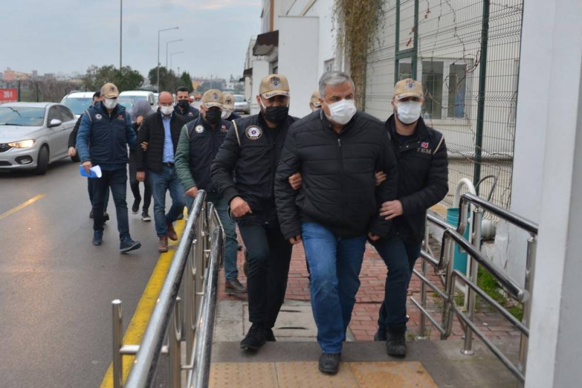 FETÖ'nün KKTC askeri mahrem sorumlusu Adana'da yakalandı