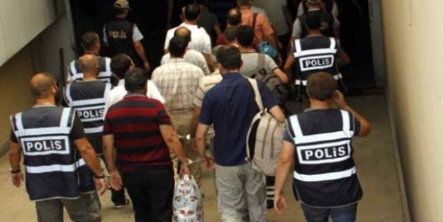Öğretmen ve doktor yapılanmasına tutuklama