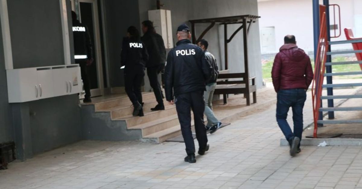 FETÖ’nün sözde Fatih il imamı yakalandı
